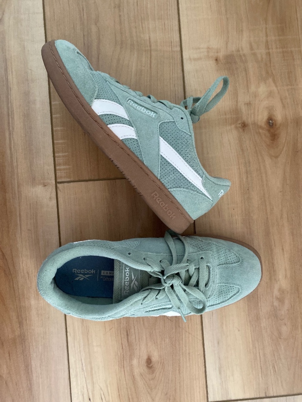 Reebok comfort footbed by Ortholite sneakers